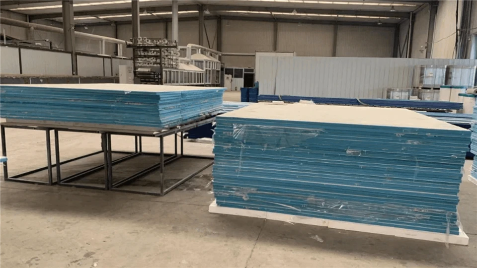 Sandwich Panels For FRP Houses Sandwich Panels For FRP Houses